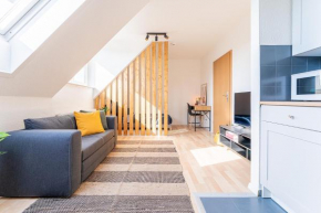 modern apartment in centre